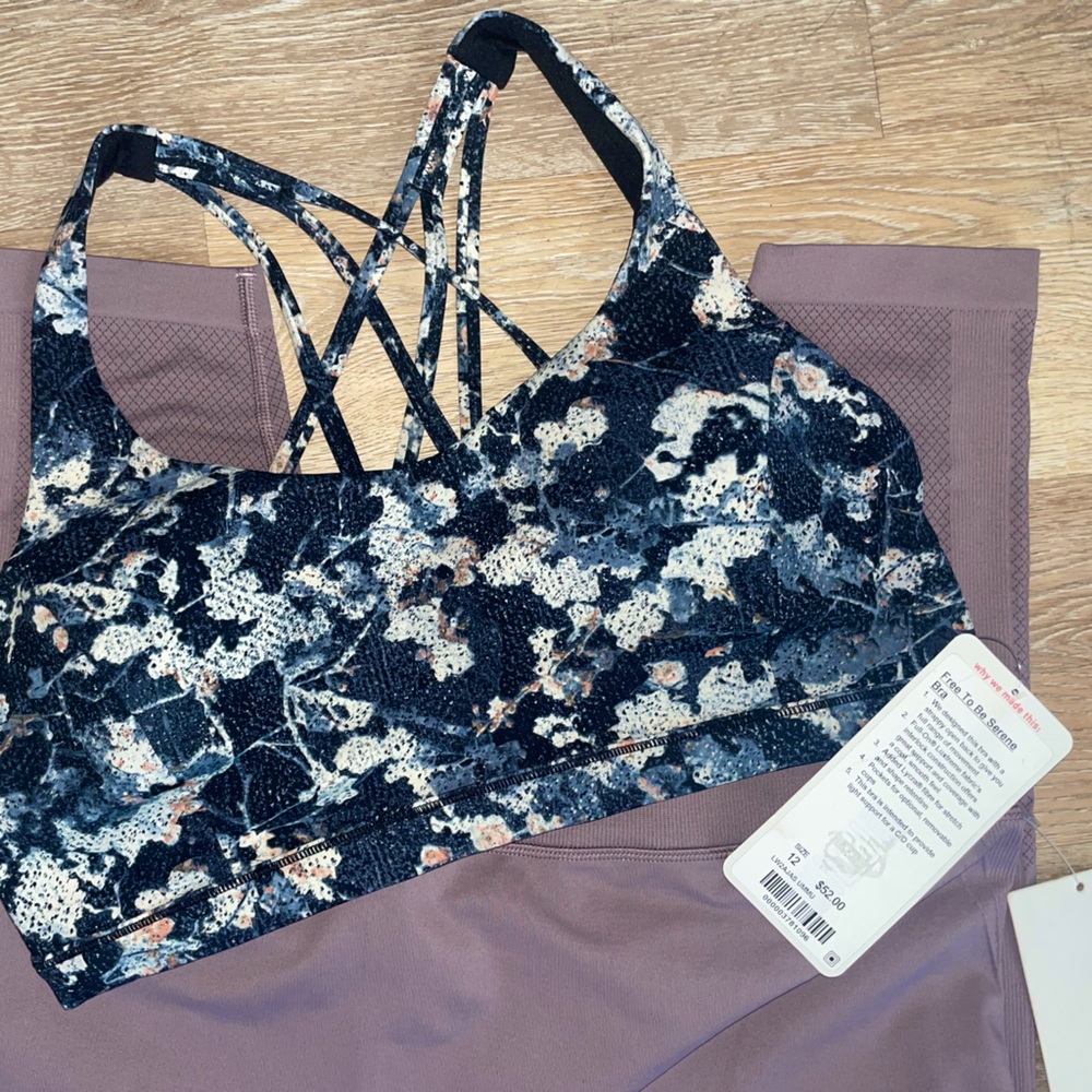 Lululemon Free to be Serene Bra -size 12